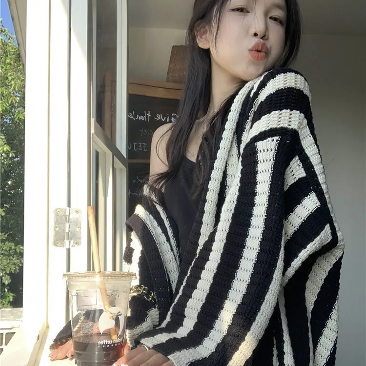 christmas outfit Sonicelife Knit Contrast Color Stripe Hooded Cardigan
