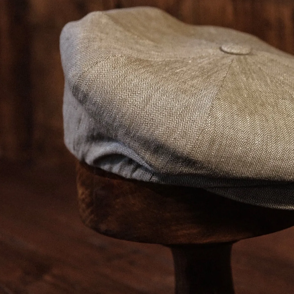 Eight Piece Light-Brown Linen Newsboy Cap