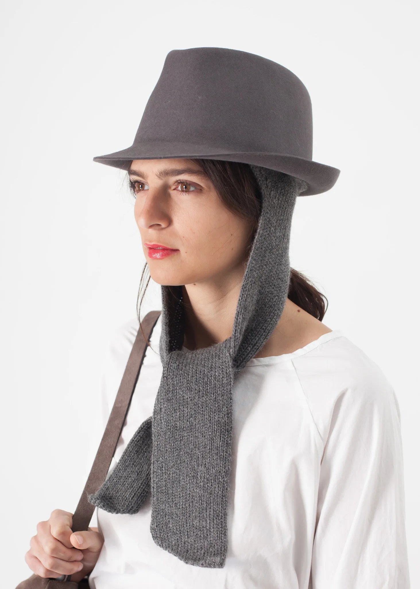 Kate Hat in Steel Grey - Fashionable Choice
