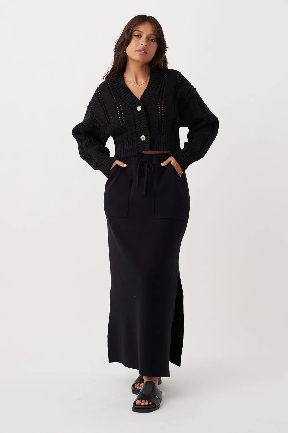Kora Cropped Cardigan - Black