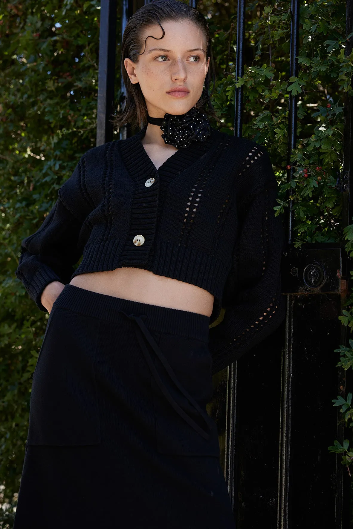 Kora Cropped Cardigan - Black